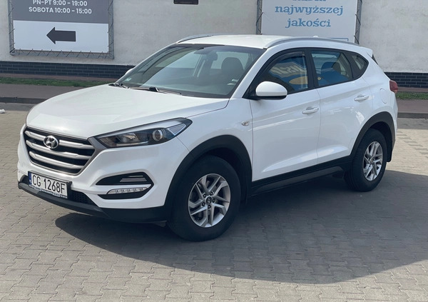 Hyundai Tucson cena 74000 przebieg: 139500, rok produkcji 2017 z Kowal małe 121